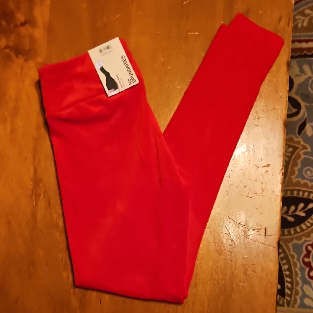 NWT No Boundaries Vibrant Red Velour Leggings